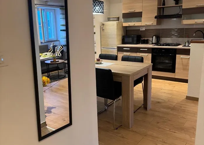 M&k Apartment